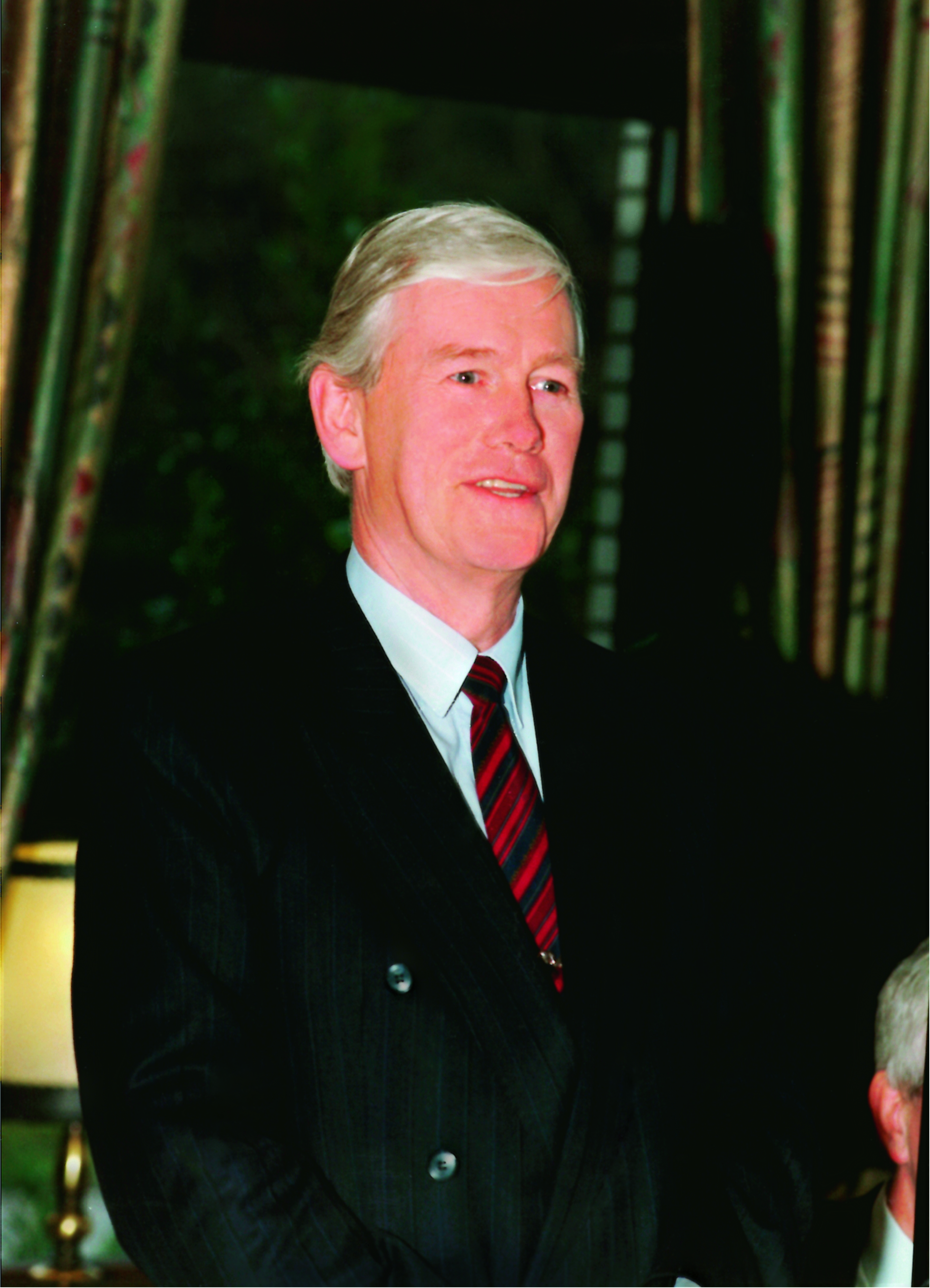 Nachruf Dr. Heinz Schmitz